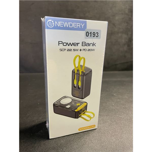 10,000mAh Portable Power Bank/Charger with Built-In Charge Cords & Apple Watch Charger - New