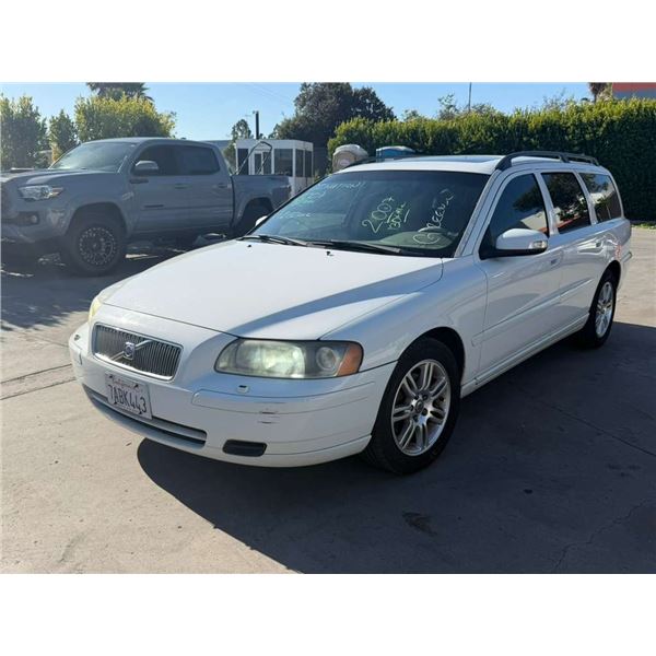VOLV V70 2007 SALV T/DONATION