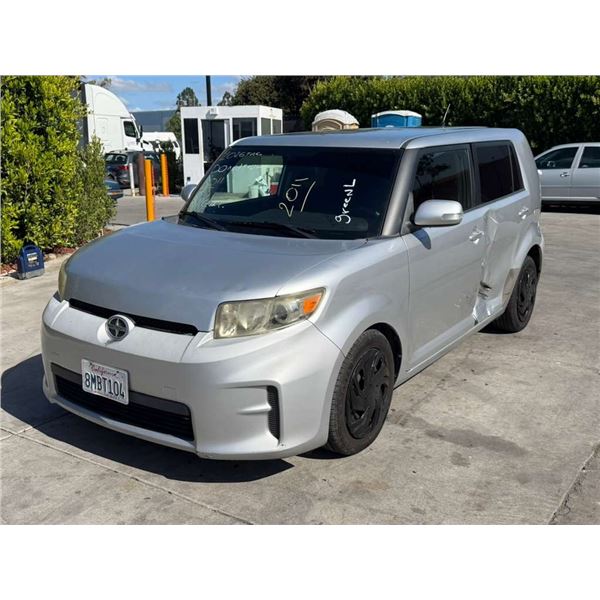 TOYT SCION XB 2011 T-DONATION