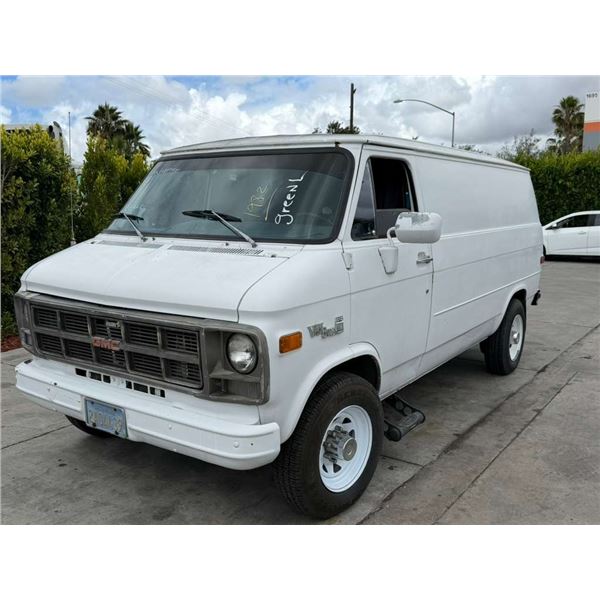 GMC G3500 1982 T-DONATION