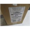 Image 2 : 12 Bio Groom Silk Conditioning Cream Rinse, 18 Show Sheen 2-in-1 Shampoo, 7 Hoof Oil