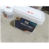 Image 3 : 2 Muscle Force 2 kg, 7 Golden Gel, 30 Mane and Tail Shampoo, Finger Brushes, Oil Dye