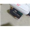 Image 4 : 2 Muscle Force 2 kg, 7 Golden Gel, 30 Mane and Tail Shampoo, Finger Brushes, Oil Dye