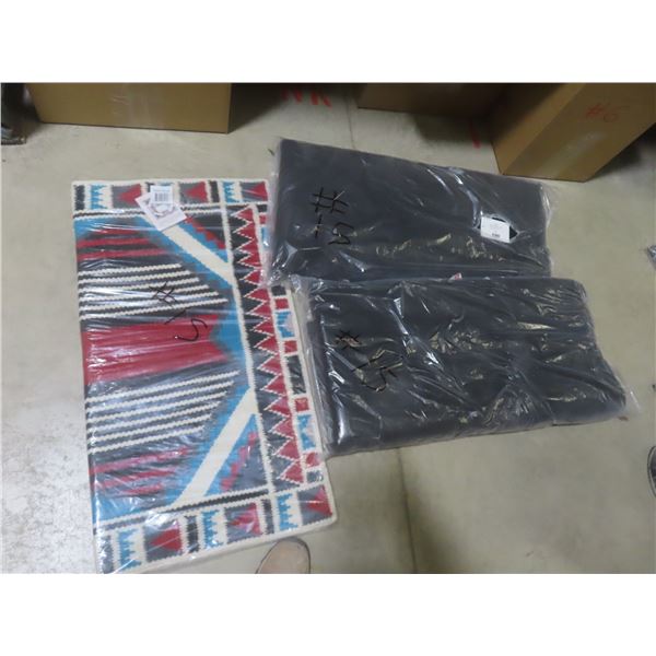 2 Fleece Pad 30 x 30 and Blanket