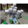 Image 2 : Vita Oil, Coat Oil, Stainless Steel Bowls w/ Stand, Nail Clippers, Ball Puffs, Leashes