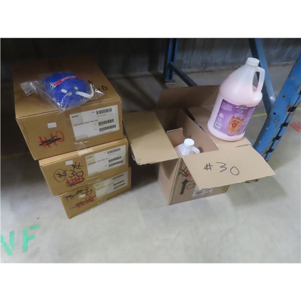 3 Cases Show Sheen Wool Pouf, 4 Bio-Groom Silk Cream Rinse 3.8 L