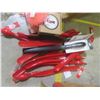 Image 2 : Steel Combs, Ridged Scrapers, Sweat Scrapers, Washer Combs, Body Brush, Wash Mitt and Trailer