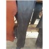 Image 1 : Upholstery Brown Leather 55 Sq ft