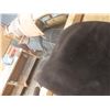 Image 2 : Brown Suede 15 Sq ft