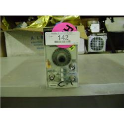 TEK TG501 GENERATOR