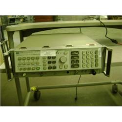 HP 8568B ANALYZER