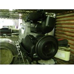 PANASONIC AG-196 VIDEO CAMERA
