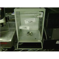 METTLER AE240 SCALE