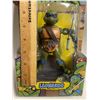 Image 2 : Teenage Mutant Ninja Turtles Classic Collection Leonardo Action Figure by Playmates Toys