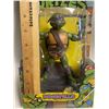 Image 2 : Teenage Mutant Ninja Turtles Classic Collection Donatello Action Figure by Playmates Toys