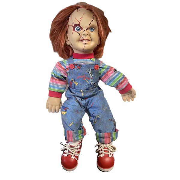 24-inch Chucky doll , Moves and talks!  Creepy!