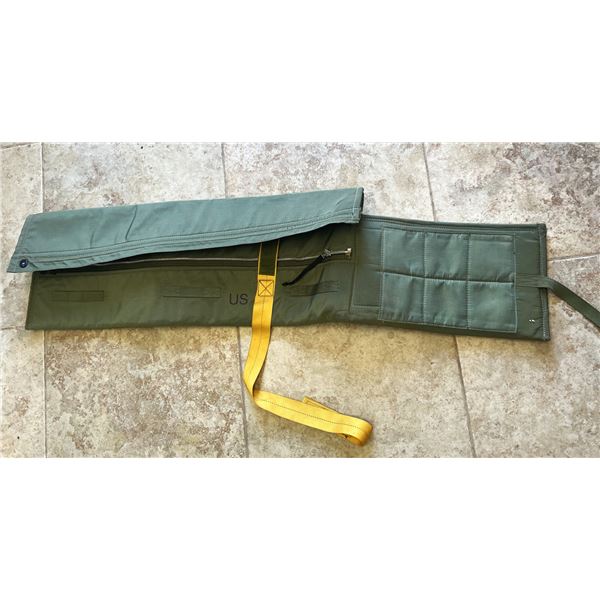 U.S. Military M1950 Airborne Paratrooper Rifle Bag