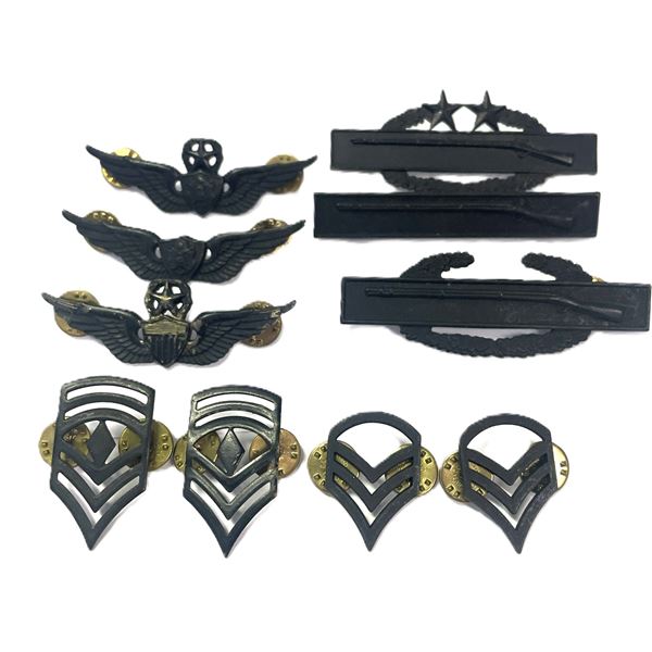 US Military insignia pins