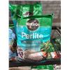 Image 2 : Miracle-Gro Perlite 8.8L Bag