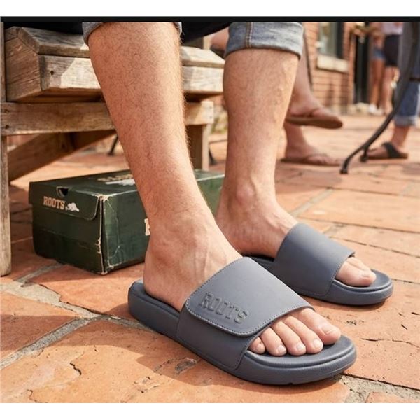 Roots Men's Grey Slide Sandals Size 8