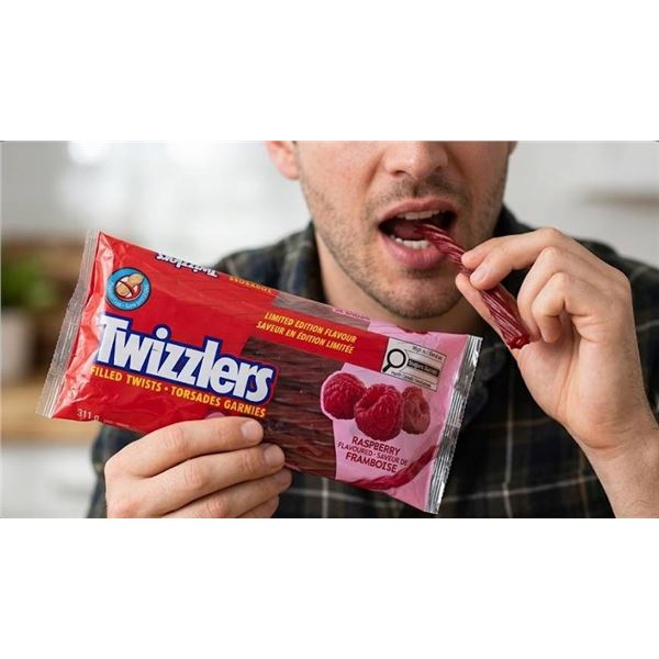 Twizzlers Raspberry Filled Twists 6 Packs x 311g