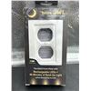 Image 3 : BriteOWL Lighted Outlet Cover Plates, Set of 2