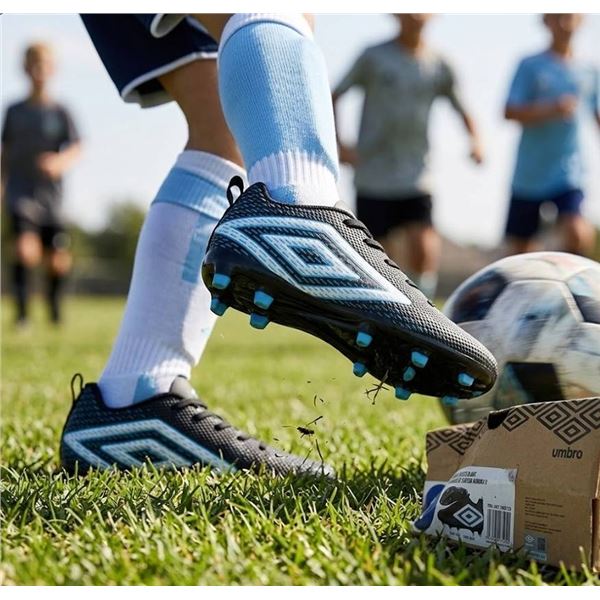 Umbro Aurora II Soccer Cleats, Size 1