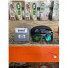 Image 2 : Wiley X Kingpin Sunglasses with Case
