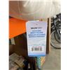 Image 4 : Below Zero Cooling Body Pillow