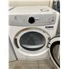 Image 4 : Electrolux ELFE733CAW1 Clothes Dryer