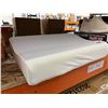 Image 3 : Contoured Memory Foam Pillow