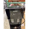 Image 4 : Iceman Black Water and Ice Dispenser
