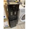Image 4 : ICEMAN Water Dispenser Black Finish