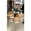 Image 3 : Pallet ofAssorted  NAPA Automotive Belts and Hoses