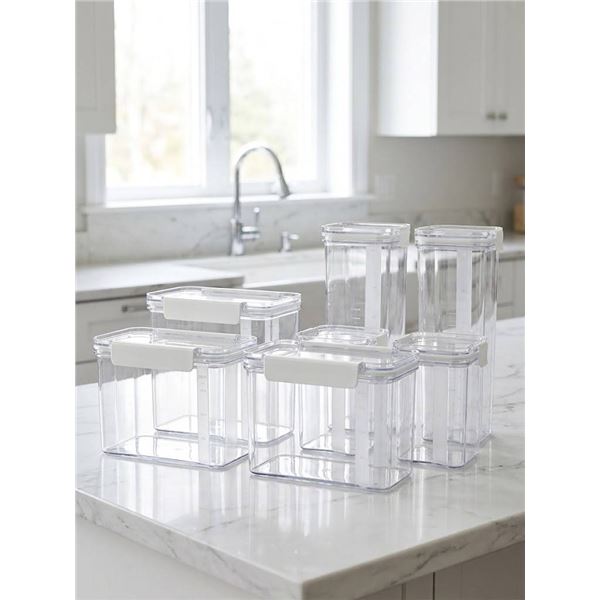 8 Clear Plastic Storage Containers