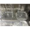 Image 4 : 8 Clear Plastic Storage Containers