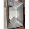 Image 3 : Galvanized Steel Utility Tub 7-Gallon