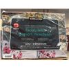 Image 2 : Kirkland Signature Facial Tissues 12-Pack