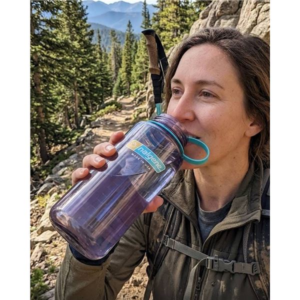 Nalgene 32oz Sustain Water Bottle