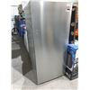 Image 2 : Frigidaire FFUV2126AV Upright Freezer