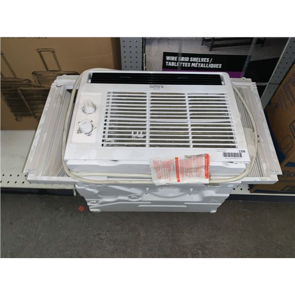 Omni 5,000 BTU Window Air Conditioner