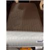 Image 2 : La-Z-Boy MEMORY FOAM PILLOW