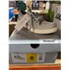 Image 2 : HURLEY Grey-Green Sneakers Size 6
