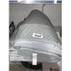 Image 3 : Berkshire Cooling Blanket Quuen Size Grey