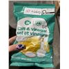 Image 2 : Kirkland Salt & Vinegar Potato Chips 10x66g