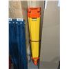 Image 2 : Surveyor Aluminum Tripod Yellow Orange