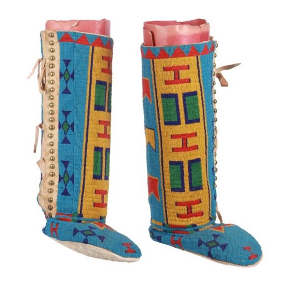 c1940- Assiniboine Fully Beaded High Top Moccasins