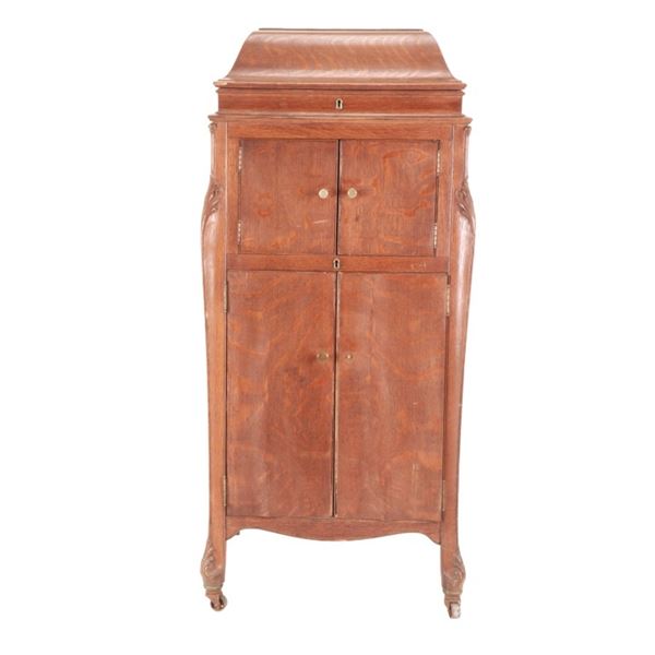 Oak Victrola Player Cabinet circa 1915-1918