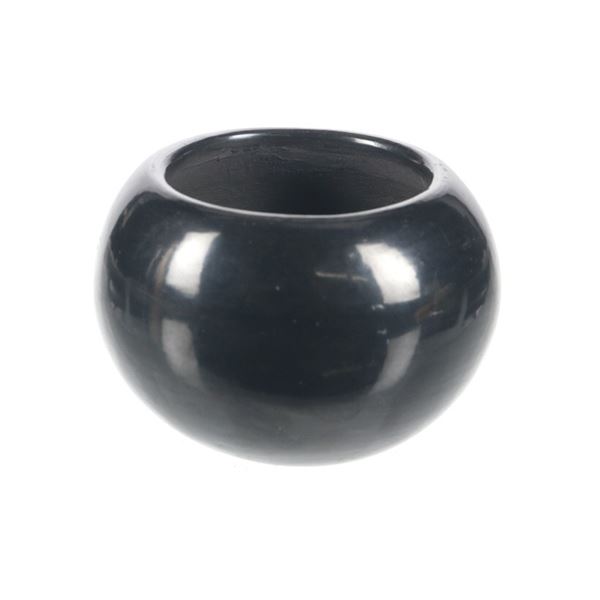 Santanita Suazo (Santa Clara 1925) Blackware Bowl