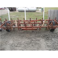 IH, IH 3 pt 12' field cultivator